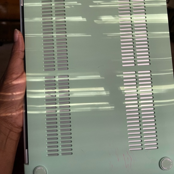 MacBook Pro 13 inch case - Picture 4 of 8